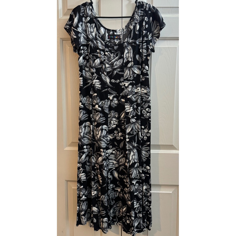 VTG Jams World Hawaii 100% Rayon Black White Floral Midi Dress Women's‎ M Coasta